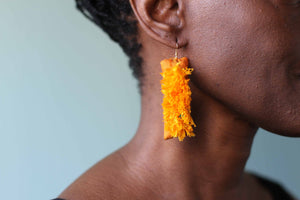 ya ya yellow blue dot / embroidered earrings