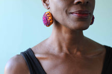 Load image into Gallery viewer, flora / embroidered earrings