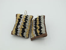 Load image into Gallery viewer, brain waves / embroidered earrings