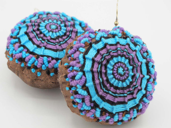 wowie zowies / embroidered earrings