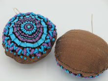 Load image into Gallery viewer, wowie zowies / embroidered earrings